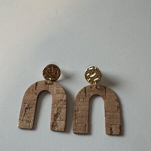 Nickel & Suede Gold Cork Beaus